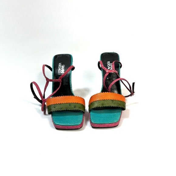 Vintage Versace heels - 37 - Picture 2 of 7